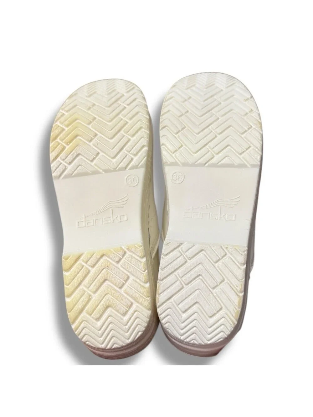 Dansko White Leather Professional Clogs Shoes Clean Medical Women’s US 5.5 EU 36